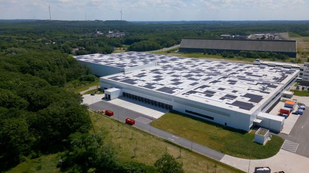 Sunrock versorgt Logistikimmobilien mit nachhaltiger Energie